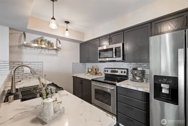 Property photo for 14819 29th Avenue W #l304, Lynnwood photo 4