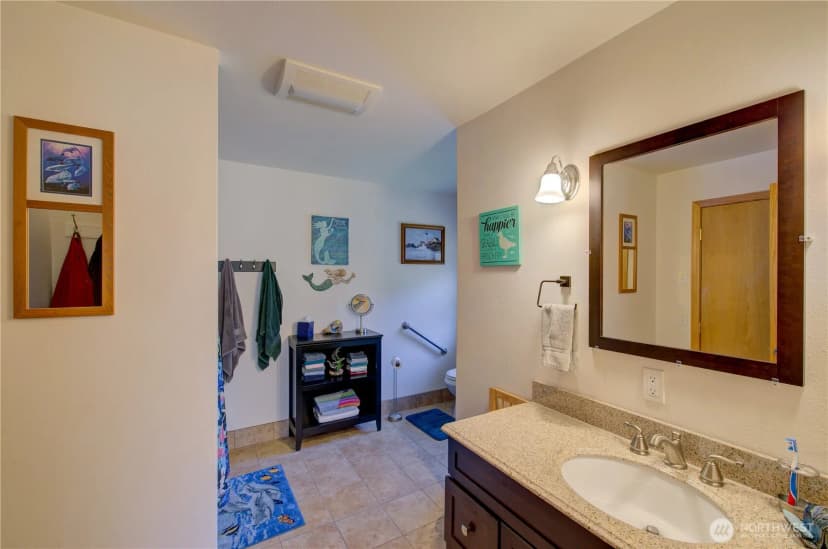 Property photo for 3331 239th Place, Ocean Park photo 15