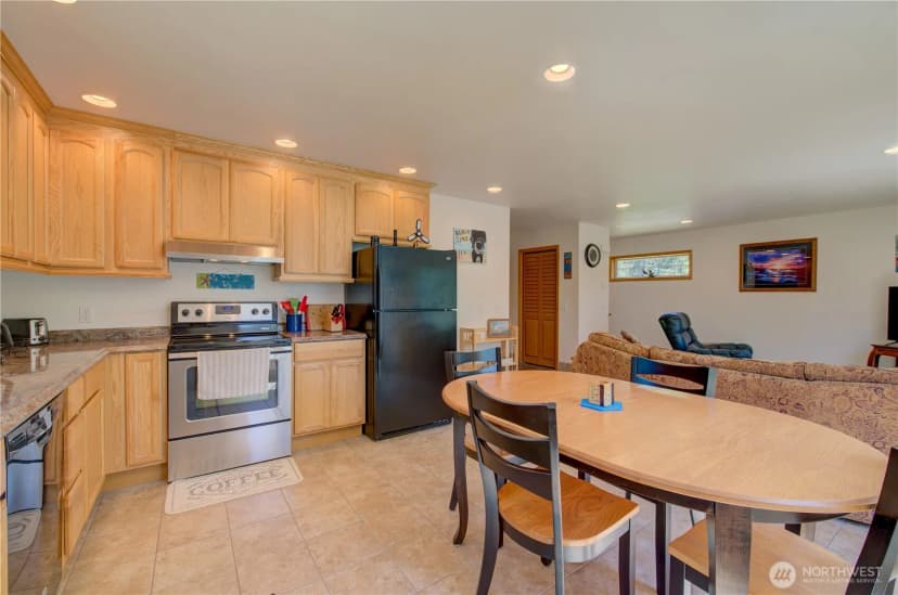 Property photo for 3331 239th Place, Ocean Park photo 11