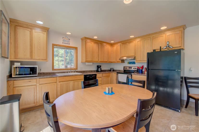 Property photo for 3331 239th Place, Ocean Park photo 10