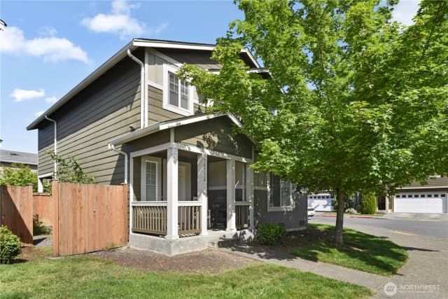 Property photo for 14732 49th Drive Ne, Marysville photo 2
