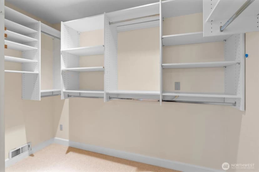 Property photo for 4163 Beach Drive Sw #102, Seattle photo 21