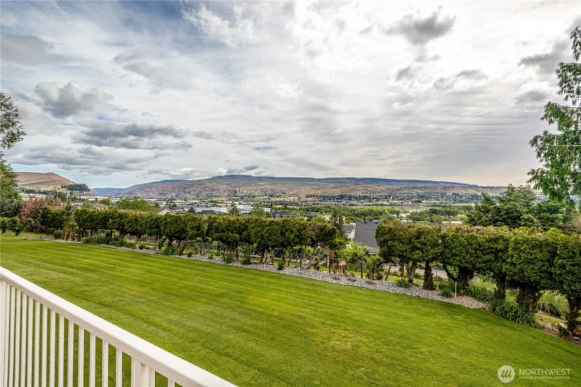 Property photo for 1632 Tanda Lane, Wenatchee photo 34