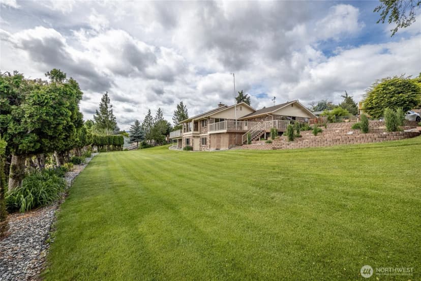 Property photo for 1632 Tanda Lane, Wenatchee photo 39
