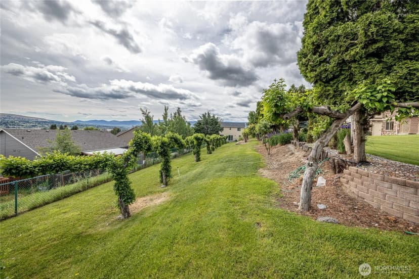 Property photo for 1632 Tanda Lane, Wenatchee photo 38