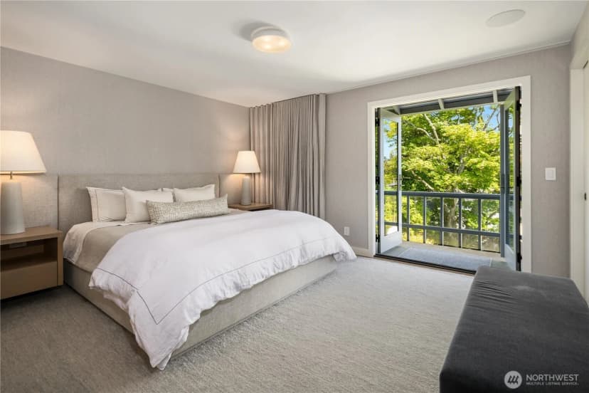Property photo for 1514 Shenandoah Drive E, Seattle photo 23