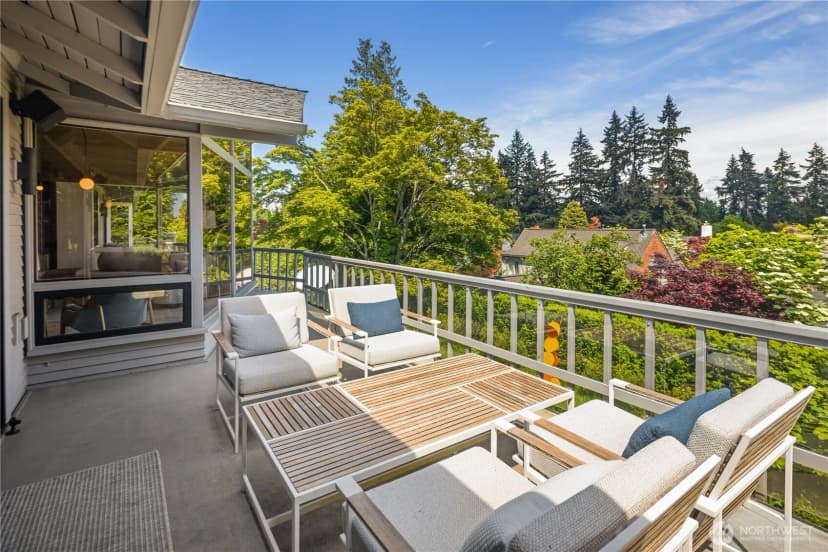 Property photo for 1514 Shenandoah Drive E, Seattle photo 27