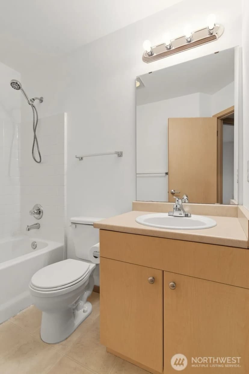 Property photo for 1025 62nd Street Se #26a, Auburn photo 28