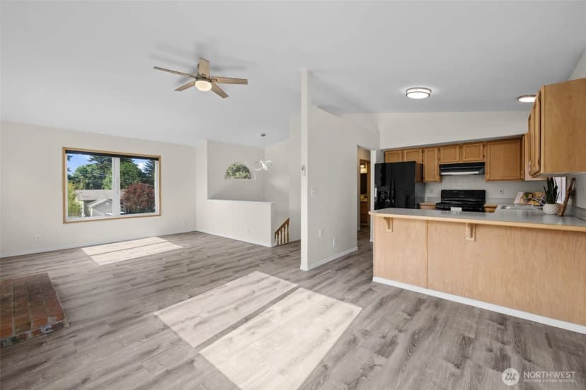 Property photo for 2233 Nw Clinton Avenue, Poulsbo photo 12
