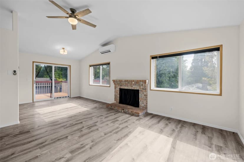 Property photo for 2233 Nw Clinton Avenue, Poulsbo photo 6