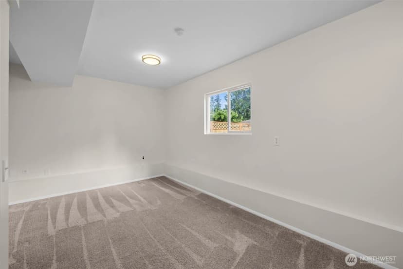 Property photo for 2233 Nw Clinton Avenue, Poulsbo photo 28