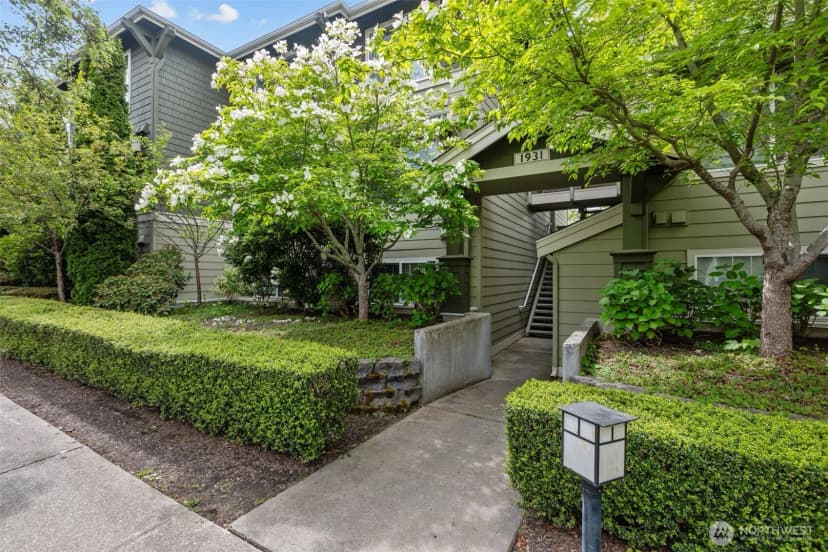Property photo for 1931 23rd Place Ne #202, Issaquah photo 24