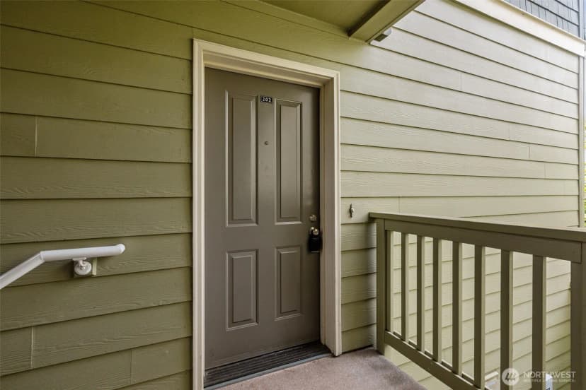 Property photo for 1931 23rd Place Ne #202, Issaquah photo 32