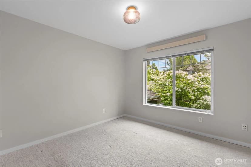 Property photo for 1931 23rd Place Ne #202, Issaquah photo 15