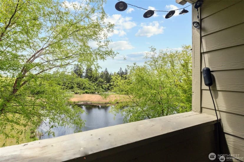 Property photo for 1931 23rd Place Ne #202, Issaquah photo 6