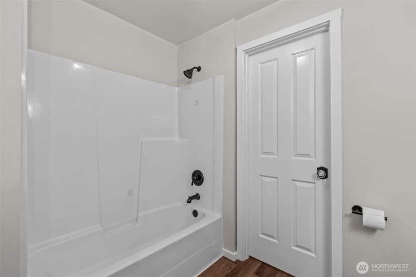 Property photo for 1931 23rd Place Ne #202, Issaquah photo 18