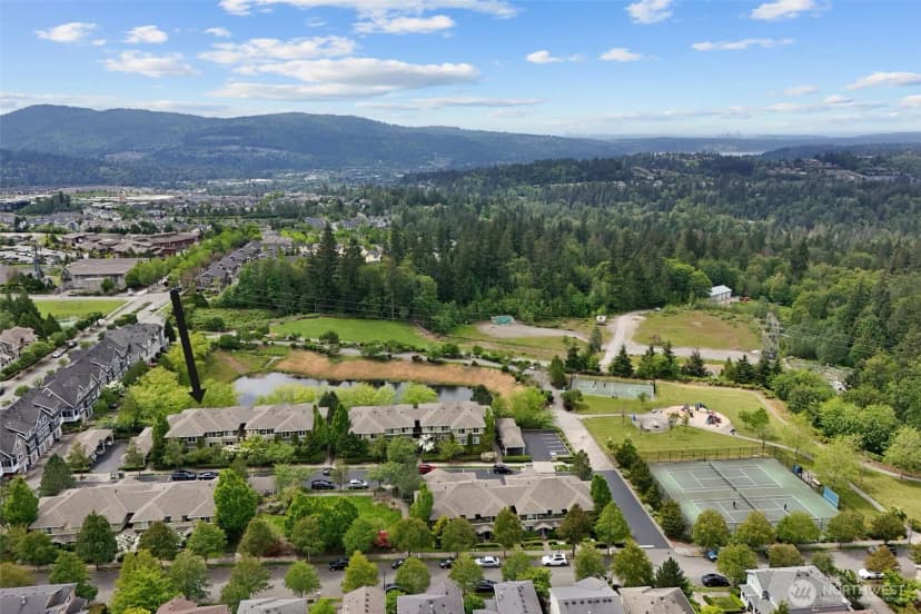 Property photo for 1931 23rd Place Ne #202, Issaquah photo 28