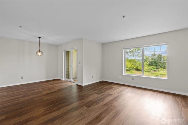 Property photo for 1931 23rd Place Ne #202, Issaquah photo 2