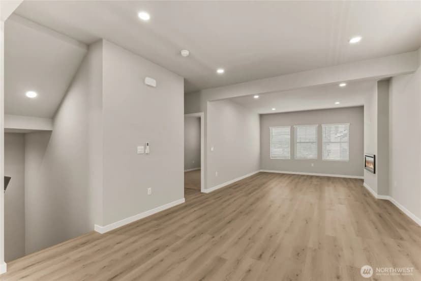 Property photo for 1102 138th Place Sw, Lynnwood photo 10