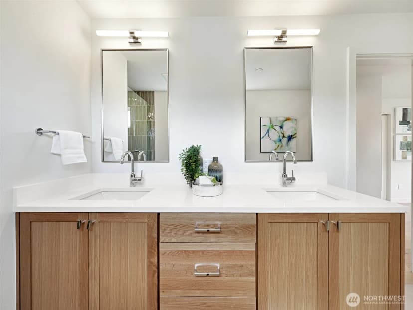 Property photo for 1411 B N 48th Street, Seattle photo 22