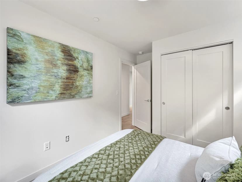 Property photo for 1411 B N 48th Street, Seattle photo 26