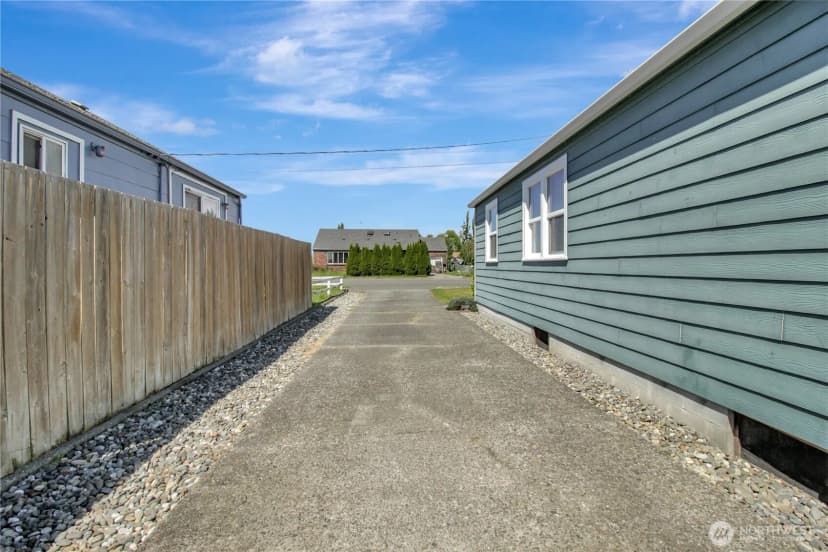 Property photo for 1608 9th Street, Marysville photo 24