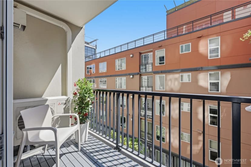 Property photo for 2607 Western Avenue #403, Seattle photo 13