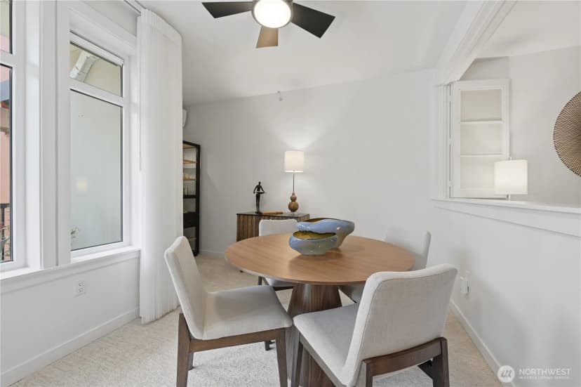 Property photo for 2607 Western Avenue #403, Seattle photo 9