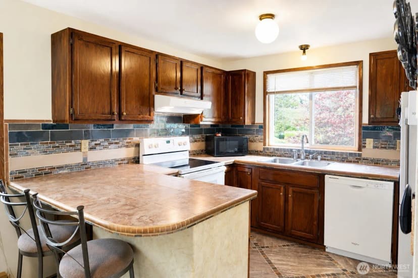 Property photo for 3219 134th Place Se #b, Lynnwood photo 7