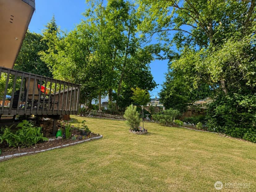 Property photo for 3219 134th Place Se #b, Lynnwood photo 18