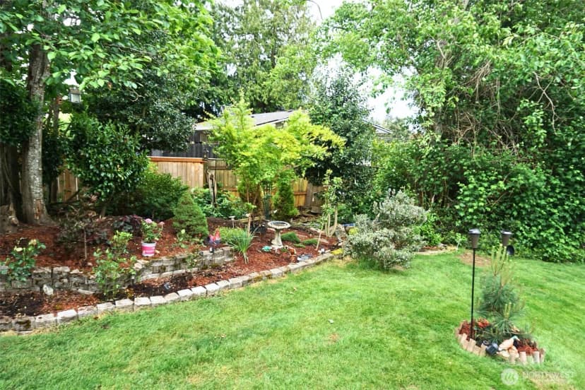 Property photo for 3219 134th Place Se #b, Lynnwood photo 13