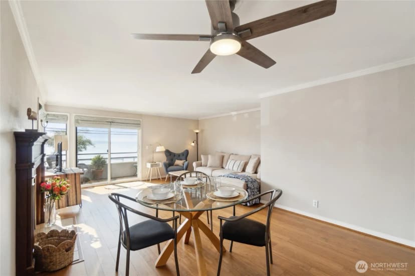 Property photo for 4222 Beach Drive Sw #202, Seattle photo 8