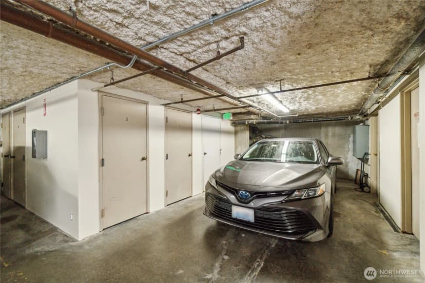 Property photo for 4222 Beach Drive Sw #202, Seattle photo 27