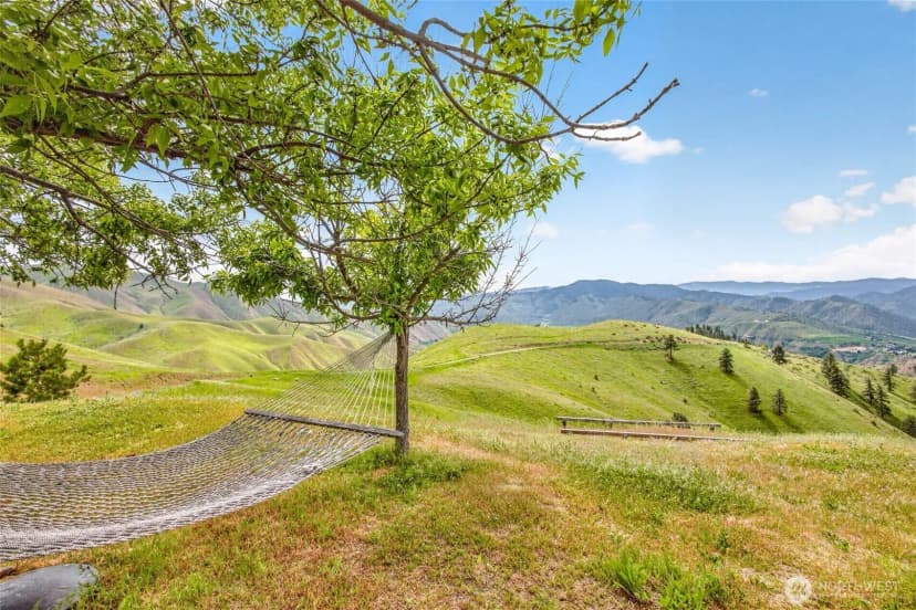 Property photo for 6600 Coyote Ridge Road, Cashmere photo 28
