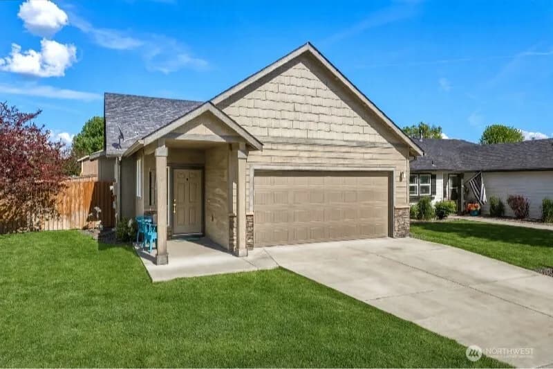 Property photo for 1361 Sw Greeley Street, College Place