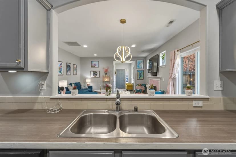 Property photo for 1361 Sw Greeley Street, College Place photo 10