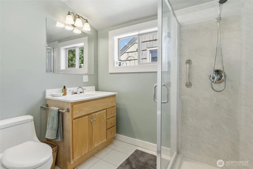Property photo for 3002 Ne 57th Street, Seattle photo 29