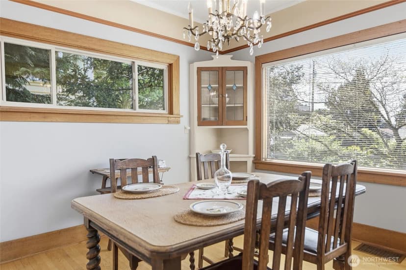 Property photo for 3002 Ne 57th Street, Seattle photo 17