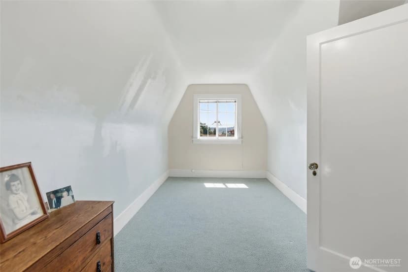 Property photo for 3002 Ne 57th Street, Seattle photo 26