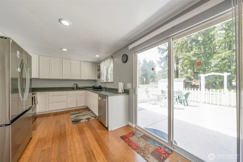 Property photo for 15404 Se 304th Place, Kent photo 6