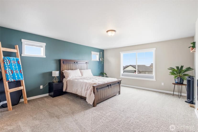 Property photo for 721 J Street Ne, Quincy photo 24