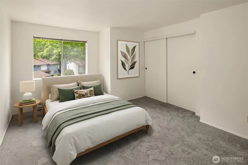 Property photo for 170 Newport Way Nw #d31, Issaquah photo 19