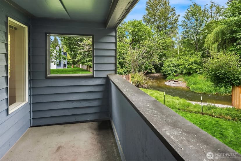 Property photo for 170 Newport Way Nw #d31, Issaquah photo 10