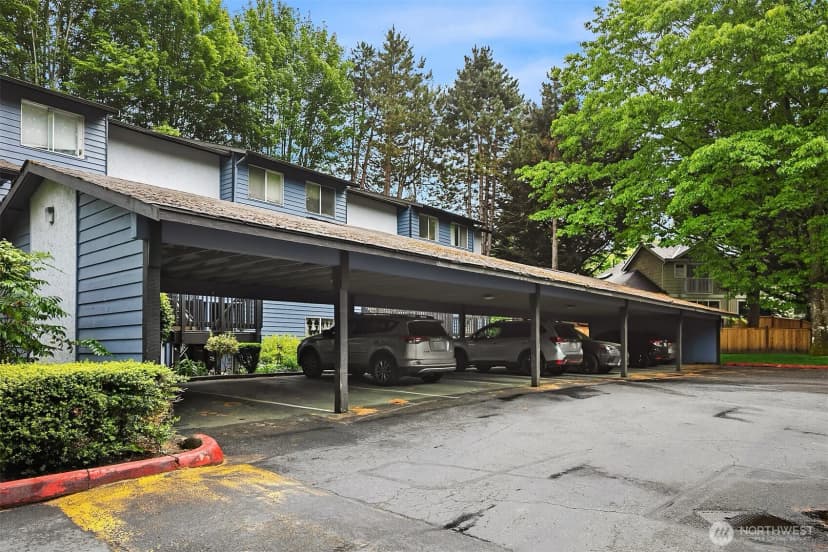 Property photo for 170 Newport Way Nw #d31, Issaquah photo 20