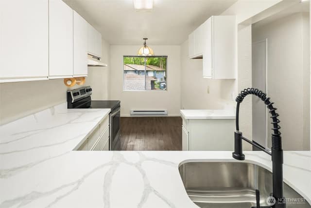 Property photo for 170 Newport Way Nw #d31, Issaquah photo 4
