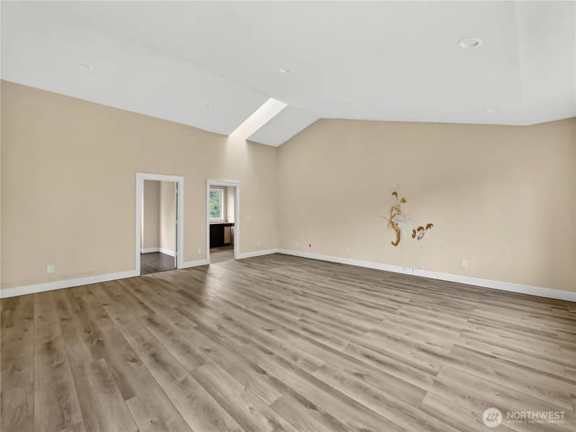 Property photo for 19323 22nd Avenue Se, Bothell photo 10