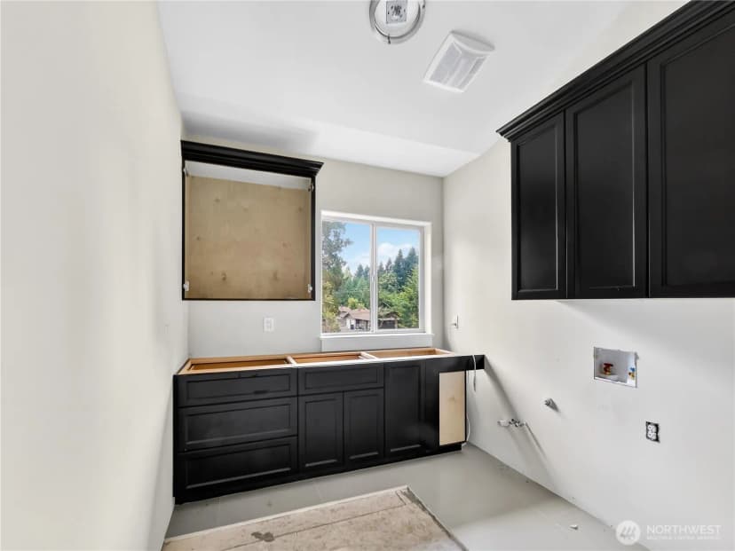 Property photo for 19323 22nd Avenue Se, Bothell photo 12