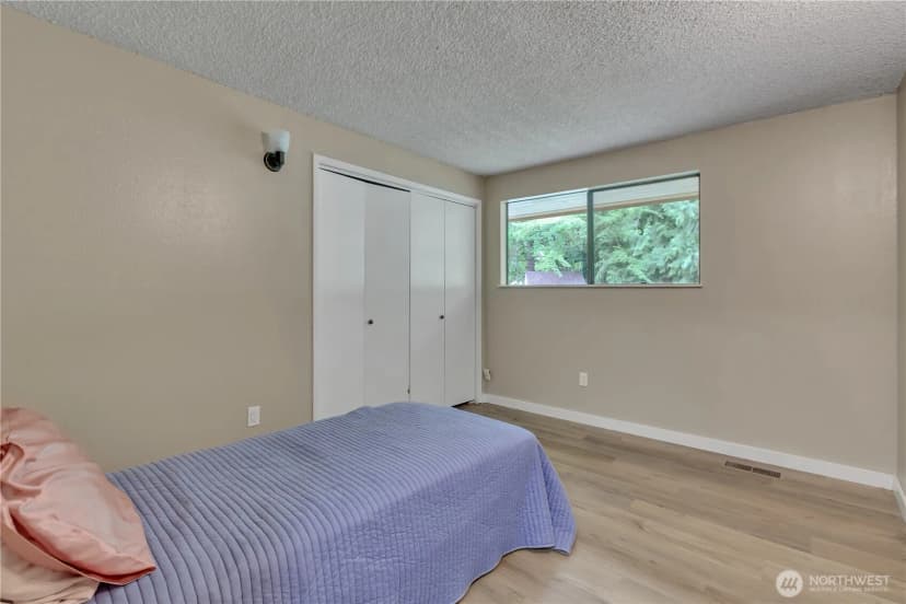 Property photo for 18506 Se 294th Street, Kent photo 16