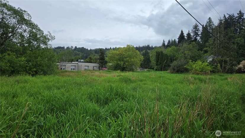 Property photo for 1215 9th Street Se, Puyallup photo 8