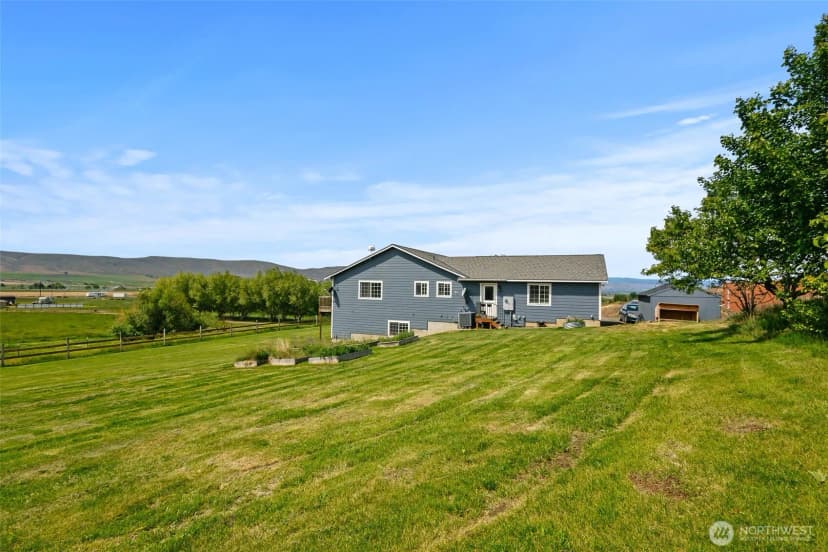 Property photo for 733 Pumping Plant Road, Ellensburg photo 32